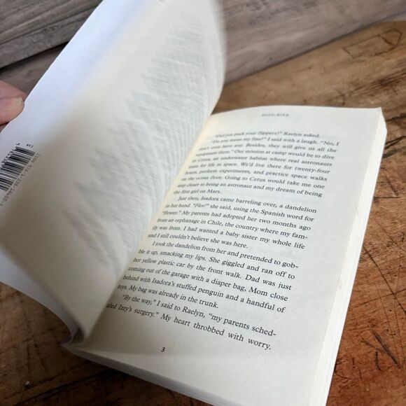 American Girl Luciana Braving the Deep by Erin Teagan Paperback Book 2018 Girl o - Picture 10 of 11